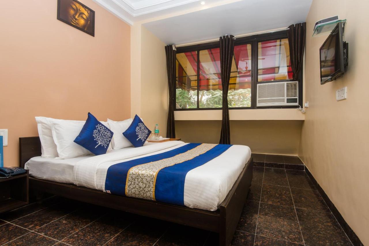 Hotel Shubham 潘韦尔 外观 照片